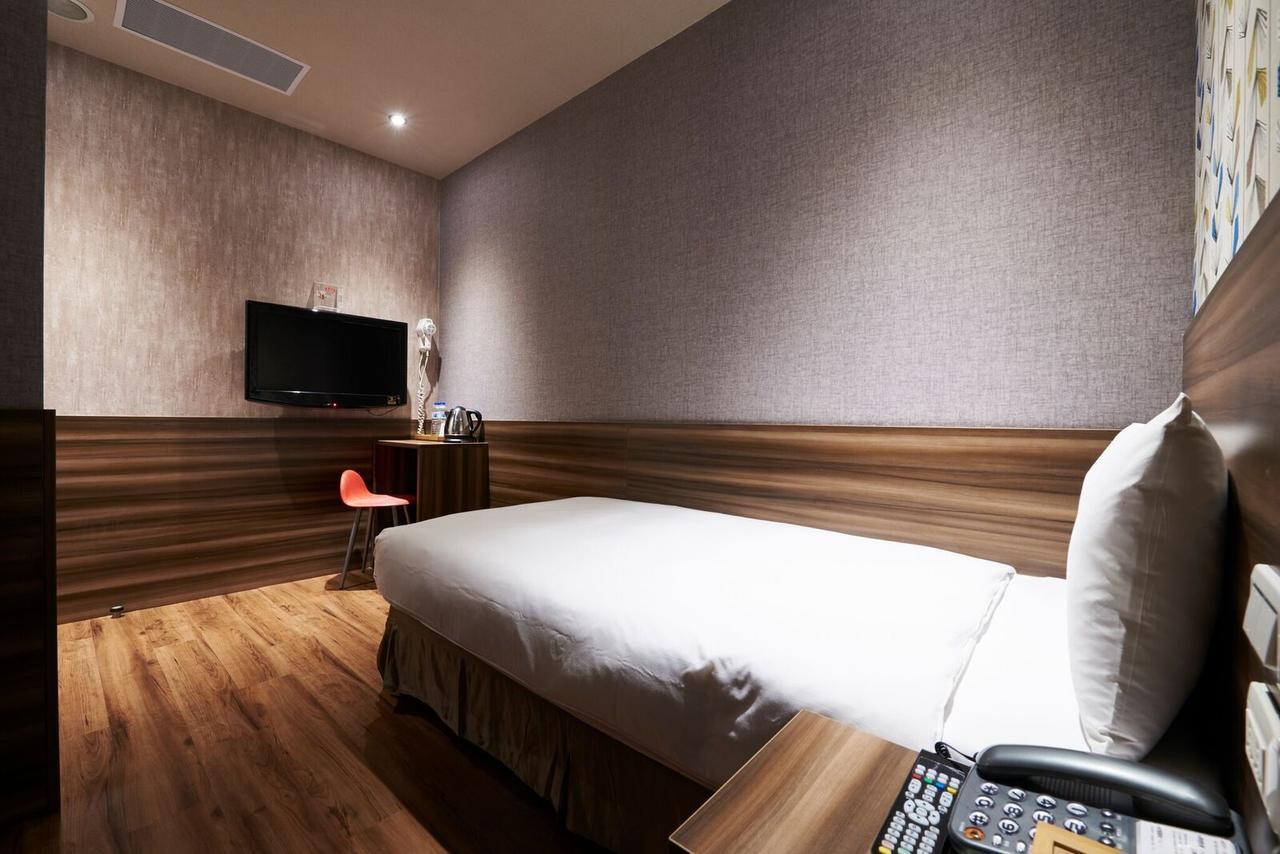 Tomorrow Hotel Taipei Exteriör bild