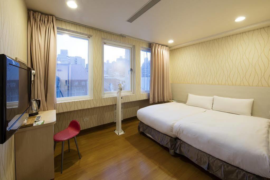 Tomorrow Hotel Taipei Exteriör bild