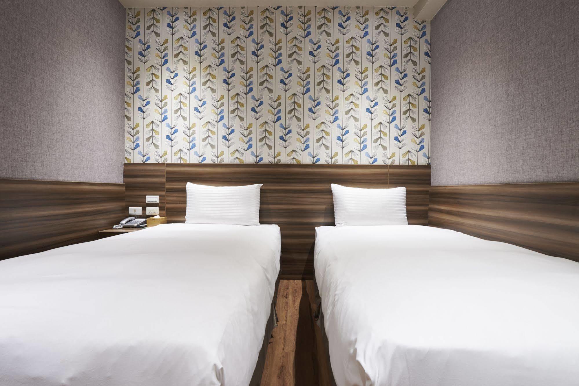 Tomorrow Hotel Taipei Exteriör bild